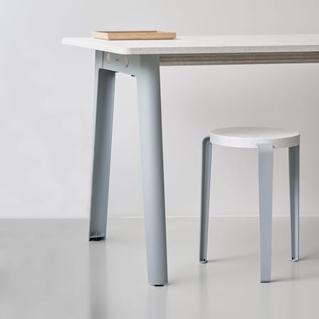 Sgabello Lou metallo blu / H 45 cm - Rovere eco-certificato - TIPTOE