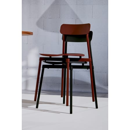Chaise empilable Fromme métal rouge / Aluminium - Petite Friture