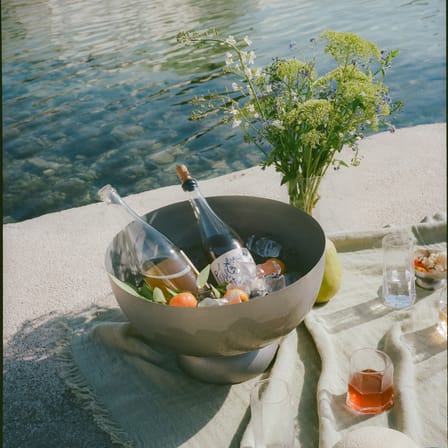 Seau à champagne Tumbled métal argent / Ø 38 cm - 14,1 litres - Ferm Living