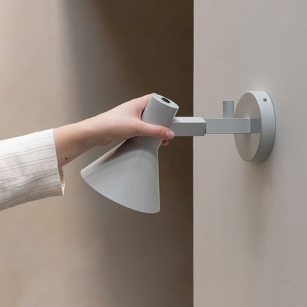 Applique avec prise Stavanger / Orientable - It's about Romi