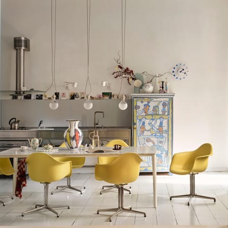 Fauteuil RE DAL - Eames Plastic Armchair vert / (1950) - Pied La Fonda / Recyclé - Vitra