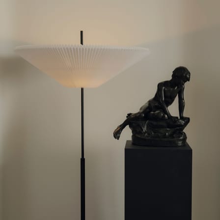 Lampada a stelo Nebra tessuto bianco / Orientabile e regolabile in altezza - NEW WORKS