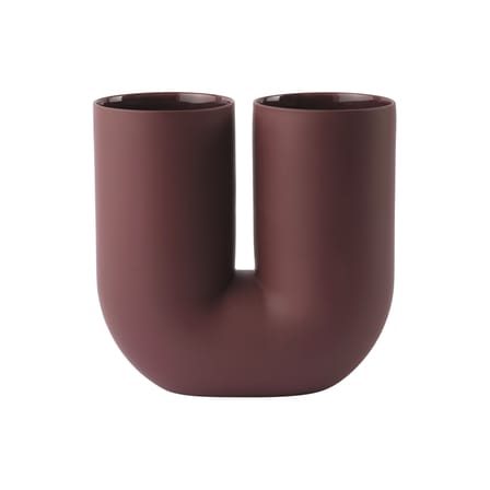 Kink Vase ceramic red / Earnest Studio, 2018 - H 26,3 cm - Muuto
