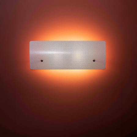 Wandleuchte mit Stromkabel G320 CL2 metall weiß / Perforiert – L 70 cm / Neuauflage 1954 Pierre Guariche - SAMMODE STUDIO