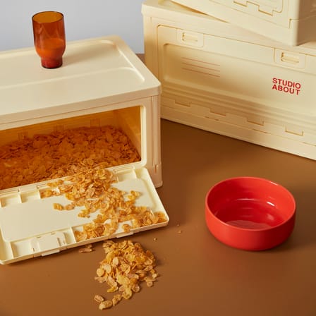 Boîte Box Medium plastique jaune / 40 x 29 x H 23,7 cm - Empilable - STUDIO ABOUT