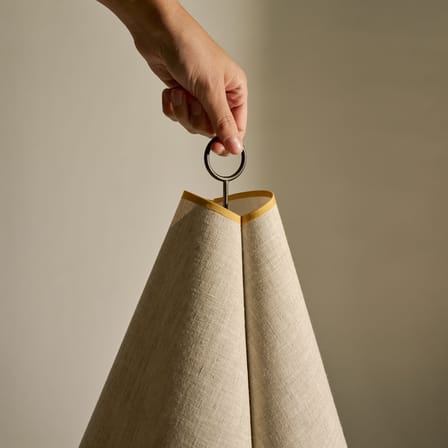 Lampe sans fil rechargeable Hornbæk LED toile beige - Gubi