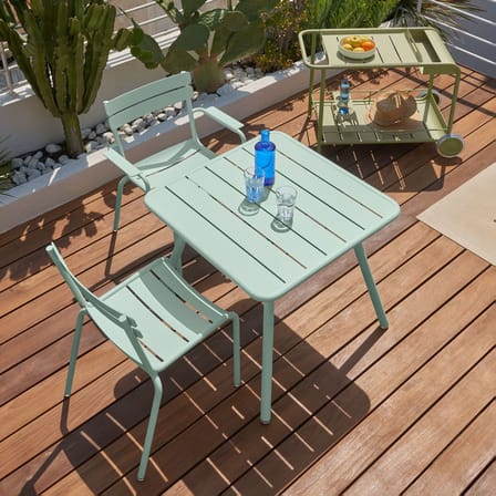 Table carrée Luxembourg métal bleu / 80 x 80 cm - 4 pieds - Fermob