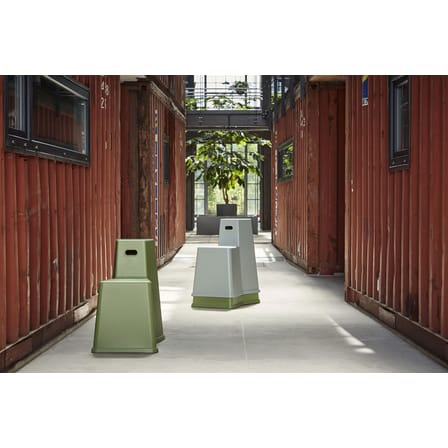 Tabouret Stool-Tool plastique vert / Multifonction - Vitra