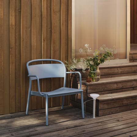Fauteuil bas Linear Lounge métal bleu - Muuto