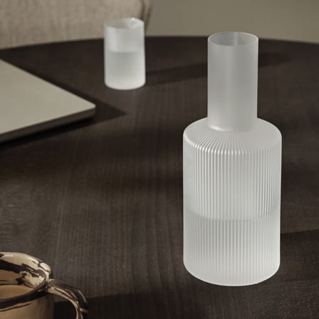 Carafe Ripple verre blanc / 1L - Verre strié - Ferm Living
