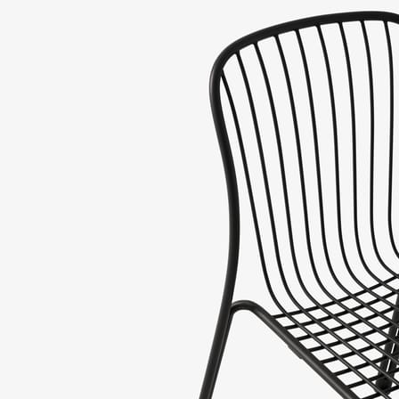 Chaise Thorvald SC94 métal noir - &tradition