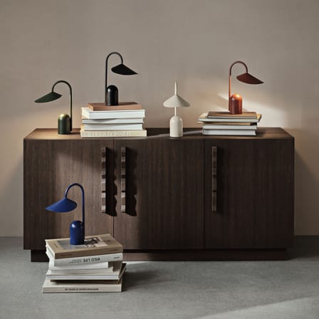 Lampe sans fil rechargeable Arum LED métal vert - Ferm Living