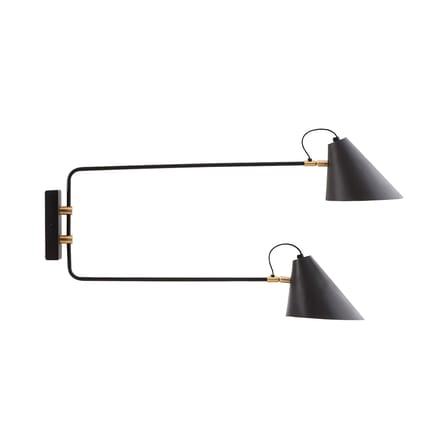 Applique avec prise Club Double métal noir / 2 bras pivotants - L 81 cm - House Doctor