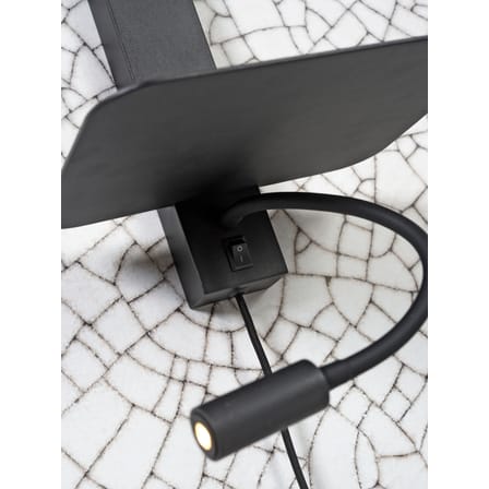 Applique avec prise Florence métal blanc / Liseuse LED, étagère & port USB - It's about Romi