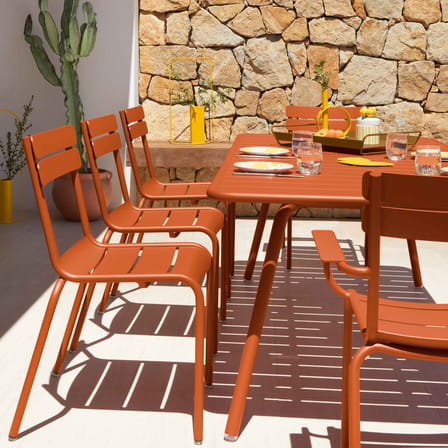 Chaise empilable Luxembourg métal orange - Fermob