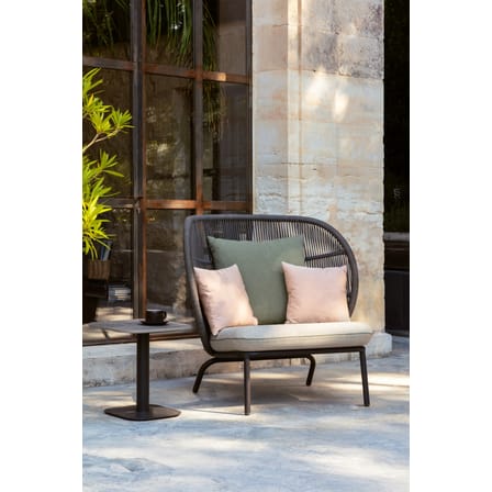Poltrona imbottita Kodo Cocoon n°2 materiale plastico tessuto fibre marrone beige / H 98 cm - Corda acrilica intrecciata manualmente - Vincent Sheppard