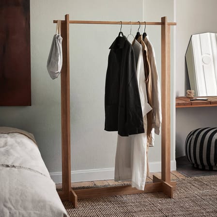 Portant Bridge Large bois naturel / L 105 x P 40 x H 150 cm - Ferm Living