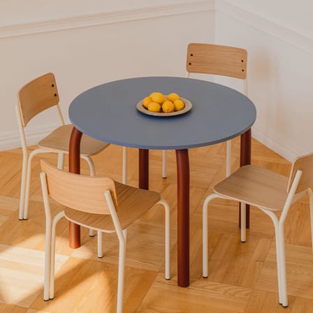 Table ronde Meko bois bleu / Ø 100 cm - 2 à 4 personnes - NOO.MA