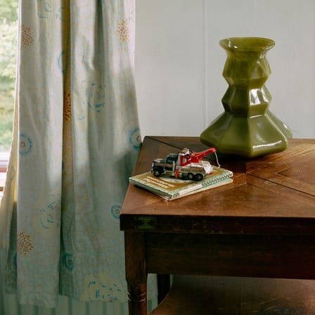 Vase Silhouette verre vert - HK LIVING
