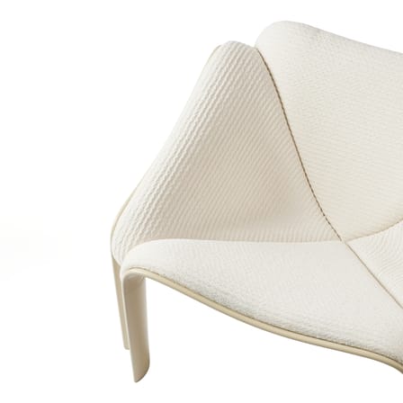 Fauteuil rembourré F300 tissu blanc / Pierre Paulin, réédition 1965 - Gubi