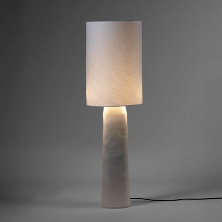 Earth 03 Floor lamp paper white / Recycled papier-mâché - Ø 35 x H 116.5 cm - Serax