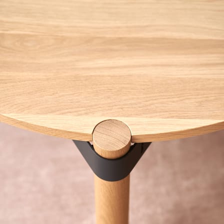 Couchtisch Disc holz natur / Ø 80 cm – massive Eiche - TIPTOE
