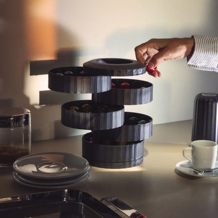 Distributeur de capsules de café Plissé plastique blanc / Pour 40 capsules - Alessi