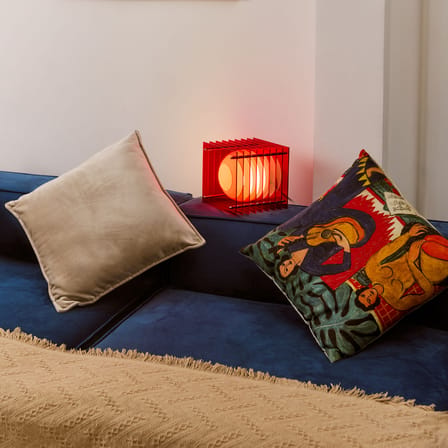Lampe de table Lop Small Square plastique rouge / Lauréat Archiproducts Design Award - BANG