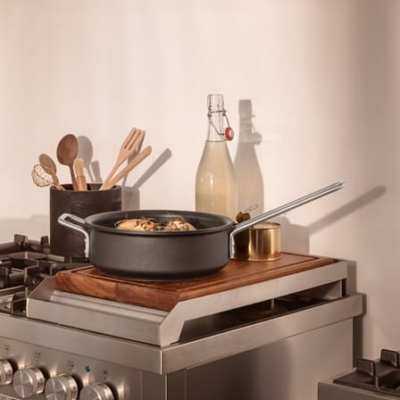 Sauteuse  métal noir professionnelle / Ø 24 cm - Tous feux dont induction - Céramique Slip-Let - Eva Trio