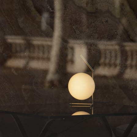 Lampe de table IC T1 Low 10 Anniversary verre or / Or 24K - Edition numérotée & signée - Flos