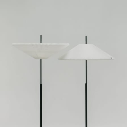 Lampadaire Nebra tissu blanc / Orientable & réglable en hauteur - NEW WORKS