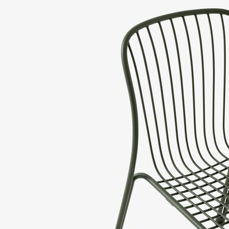 Chaise Thorvald SC94 métal vert - &tradition