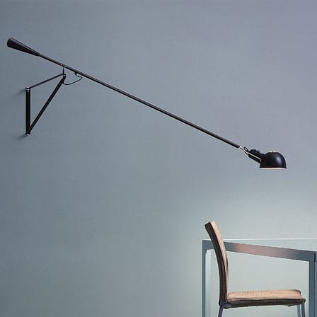Applique avec prise 265 métal noir / L 205 cm - Modèle de 1973 - Flos