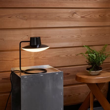 Lampe de table AJ Oxford métal noir / Arne Jacobsen, 1963 - H 28,4 cm - Louis Poulsen