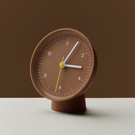 Horloge à poser  plastique marron / Jasper Morrison - Recyclé - Hay