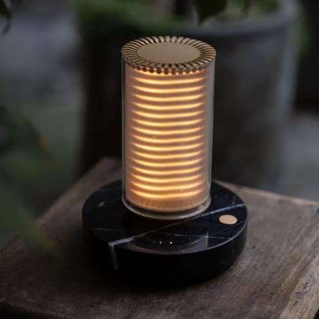 Lampe sans fil rechargeable Frechin à table LED - DCW éditions