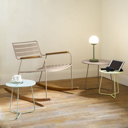Rocking chair Surprising métal marron / teck - Fermob