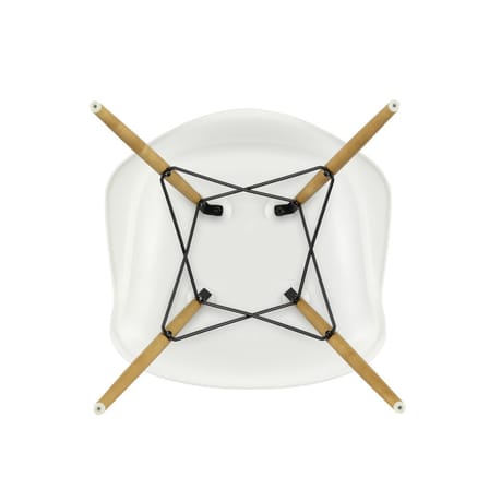 Fauteuil DAW - Eames Plastic Armchair plastique blanc / (1950) - Pieds bois clair - Vitra
