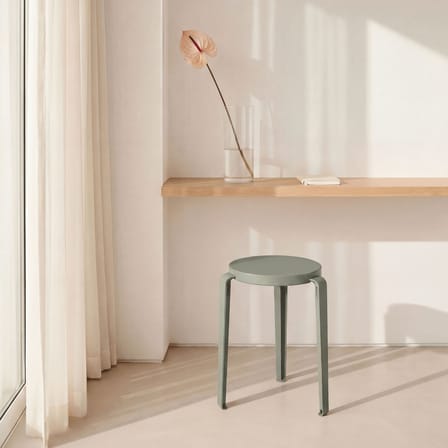 Tabouret empilable Lou Chroma bois vert / Bois éco-certifié - TIPTOE