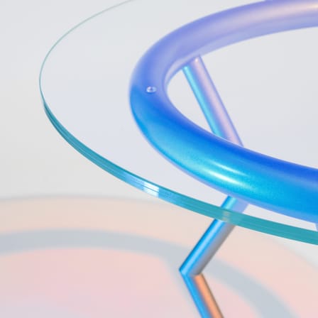 Table ronde Medusa - Night Tales verre transparent / By Masanori Umeda, 1982-2020 - Edition limitée - Memphis Milano