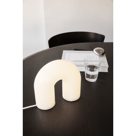 Lampe de table Vuelta LED verre blanc / L 21 x H 21 cm - Ferm Living