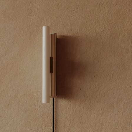 Applique avec prise Eiffel Single métal / H 30 cm - Frama