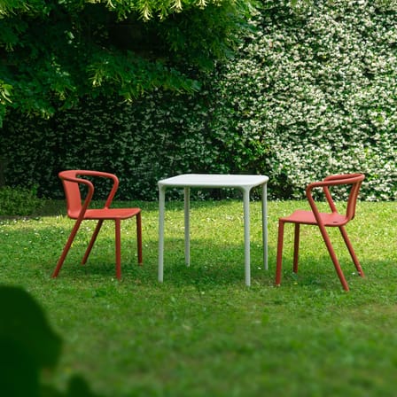 Fauteuil empilable Air-Armchair plastique rouge / Jasper Morrison, 2006 - Magis