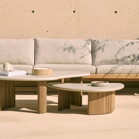 Tavolino Boomerang Outdoor pietra grigio / 90 x 61 x H 29 cm - Cemento e teak riciclato - Ethnicraft