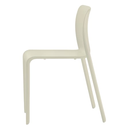 Chaise empilable First plastique beige / Stefano Giovannoni, 2007 - Magis