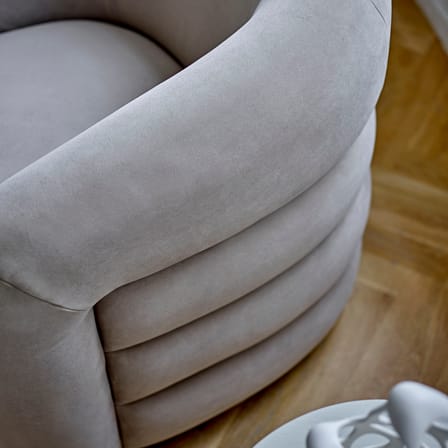 Fauteuil rembourré Joel gris / Velours - Bloomingville