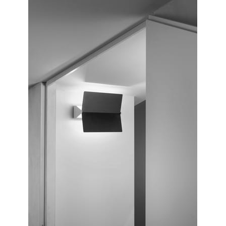 Applique  à volet pivotant plié LED /Charlotte Perriand, 1964 - Nemo