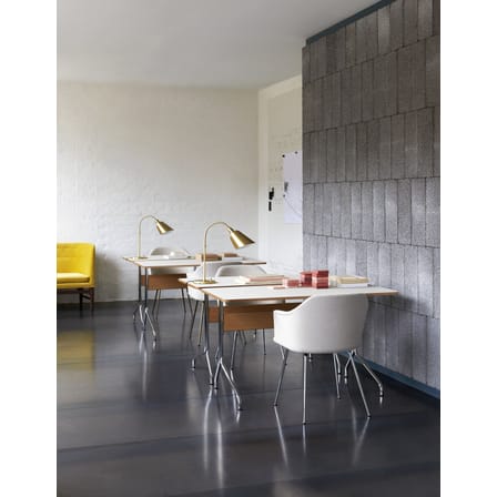 Bureau Pavilion AV16 plastique beige bois naturel / Linoleum  - 130 x 65 cm - &tradition