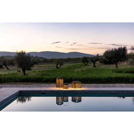 Lampe solaire d'extérieur Mora LED tissu gris / Poignée - Recharge solaire ou secteur / Ø 26 x H 54 cm - Corde polypropylène - Vincent Sheppard