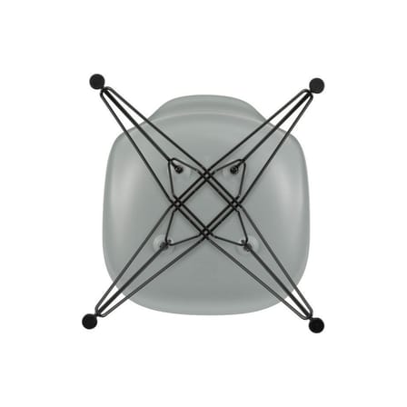 Sedia RE DSR - Eames Plastic Side Chair materiale plastico grigio / (1950) - Gambe nere / Riciclata - Vitra